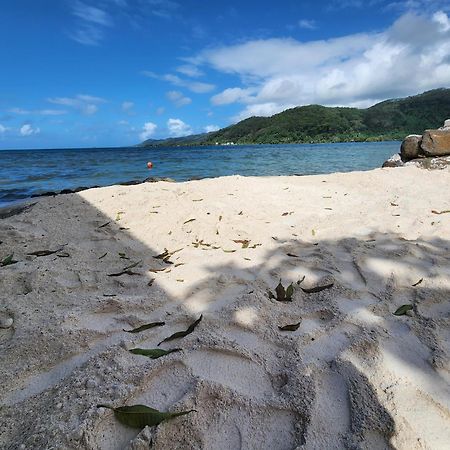Duplex En Bord De Mer Fare Tahitea Pension Taputapuapea Bagian luar foto