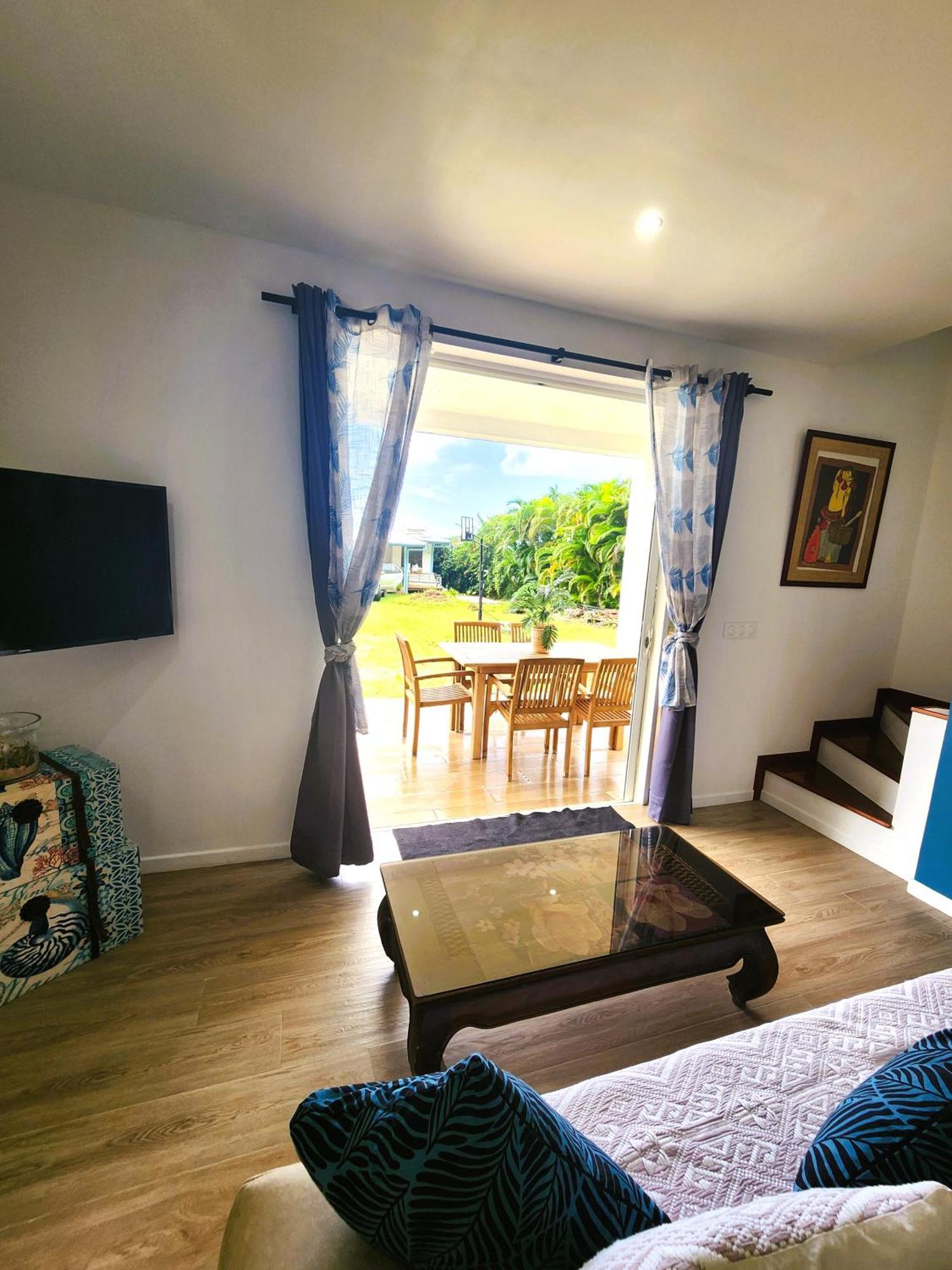 Duplex En Bord De Mer Fare Tahitea Pension Taputapuapea Bagian luar foto